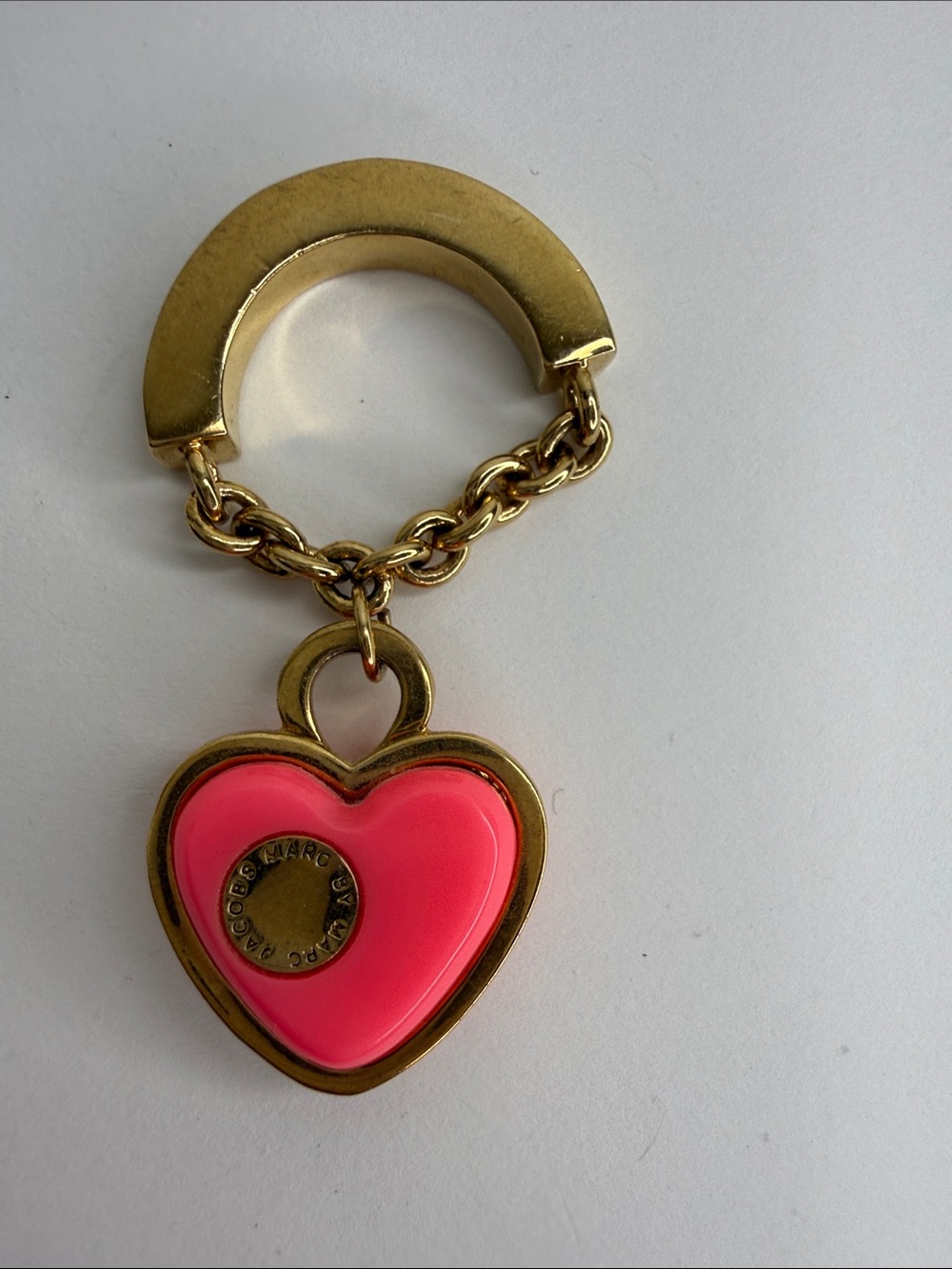 Marc By Marc Jacobs Fluoro Neon Pink Heart Padlock Bag Charm Keychain - Picture 2 of 4